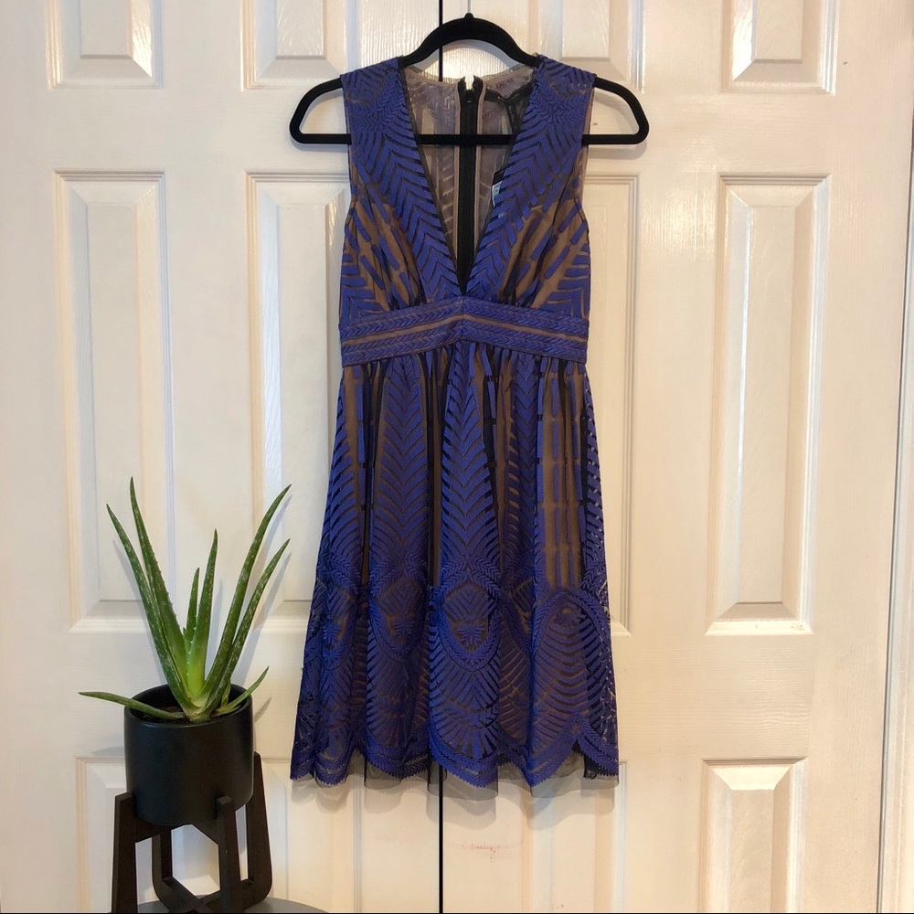 BCBGMAXAZRIA Blue Dress Size 0